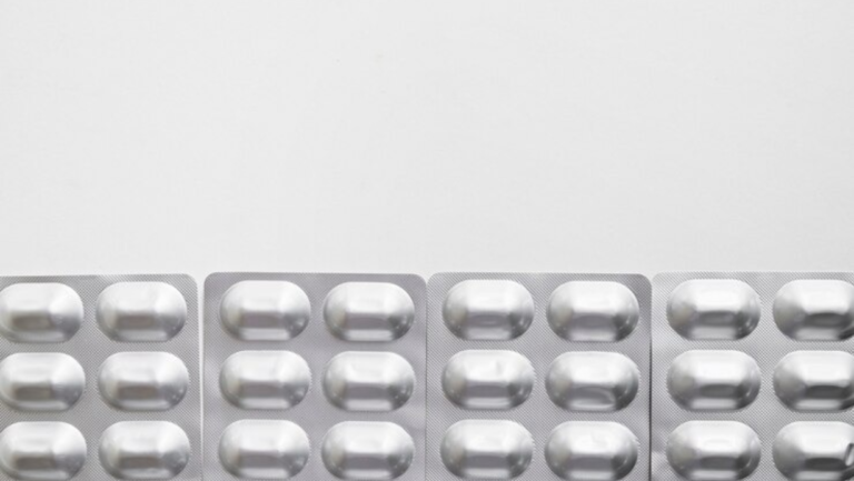 Se o médico prescreveu o tratamento com o medicamento Crizotinibe (Xalkori), o paciente tem direito a ter acesso à medicação para seu tratamento.
