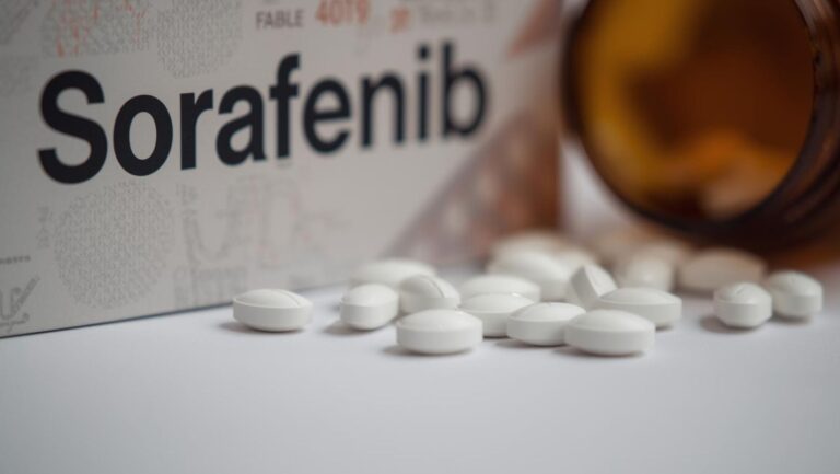 Havendo indicação médica, o plano de saúde deve cobrir o medicamento.