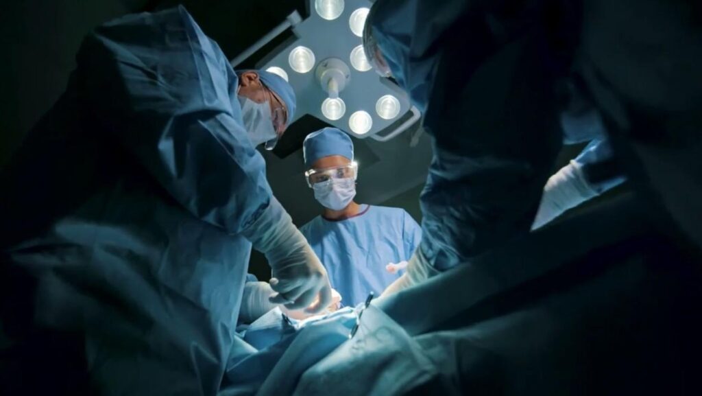 Havendo indicação médica, o plano de saúde deve cobrir o tratamento cirúrgico da epilepsia.