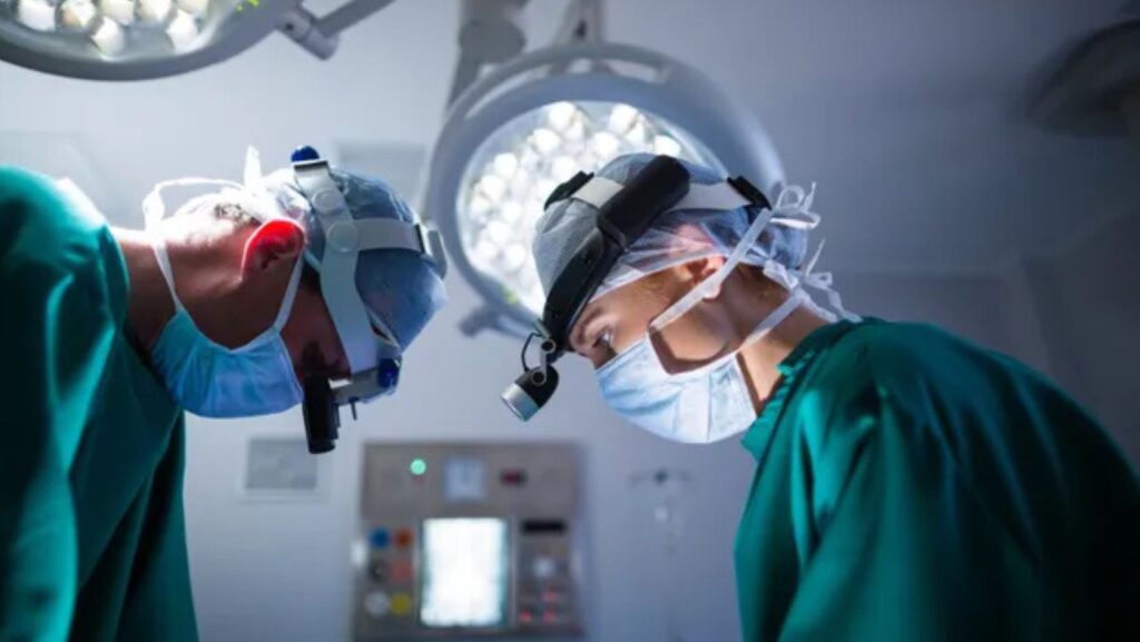 Havendo indicação médica, o plano de saúde deve cobrir o tratamento cirúrgico da epilepsia.