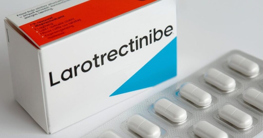 Havendo indicação médica, o plano de saúde pode recusar o Larotrectinibe.