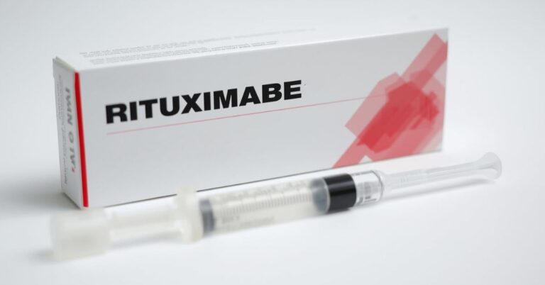 Havendo indicação médica, o plano de saúde pode recusar o Rituximabe.