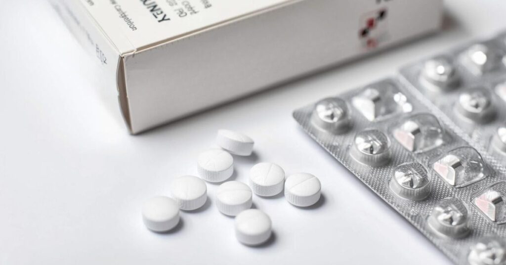 Havendo indicação médica, o SUS pode negar o Sulfato Isavuconazônio.