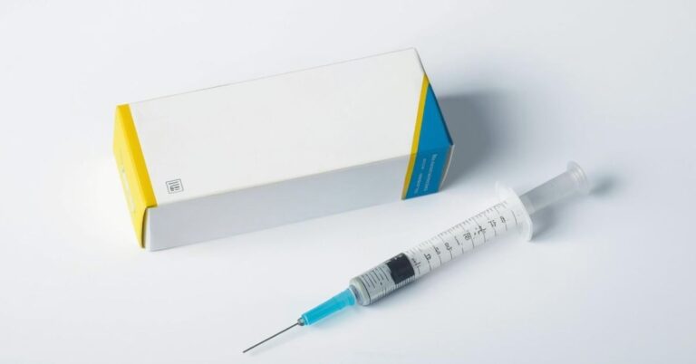 Havendo indicação médica, o SUS pode negar o Eculizumabe.