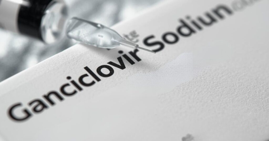 Havendo indicação médica, o plano de saúde pode recusar o Ganciclovir Sódico.