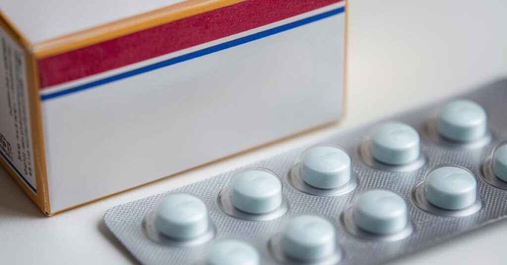 Havendo indicação médica, o SUS pode negar o Abiraterona.