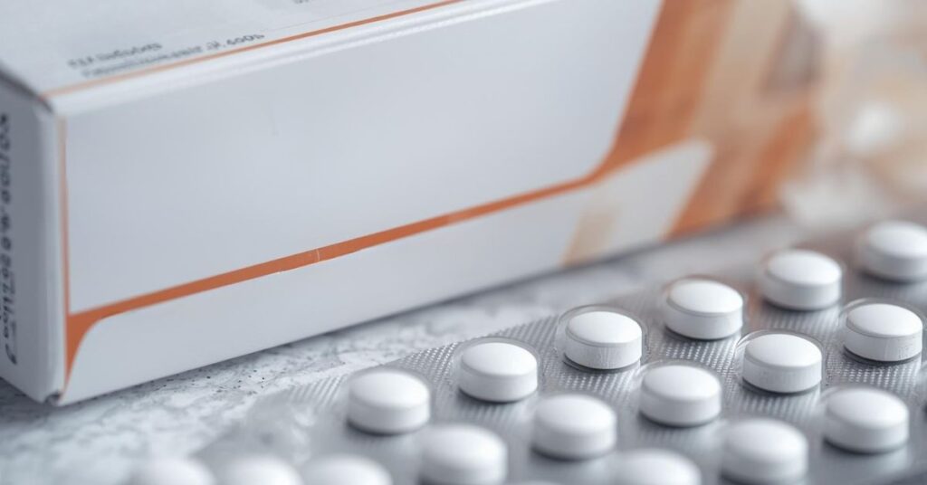 Havendo indicação médica, o SUS pode negar o Ruxolitinibe.