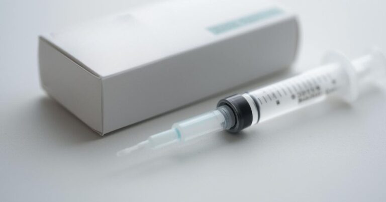 Havendo indicação médica, o plano de saúde pode recusar Ofatumumabe.