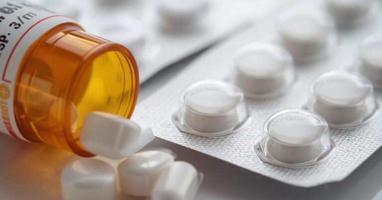 Havendo indicação médica, o plano de saúde deve cobrir o Binimetinibe.