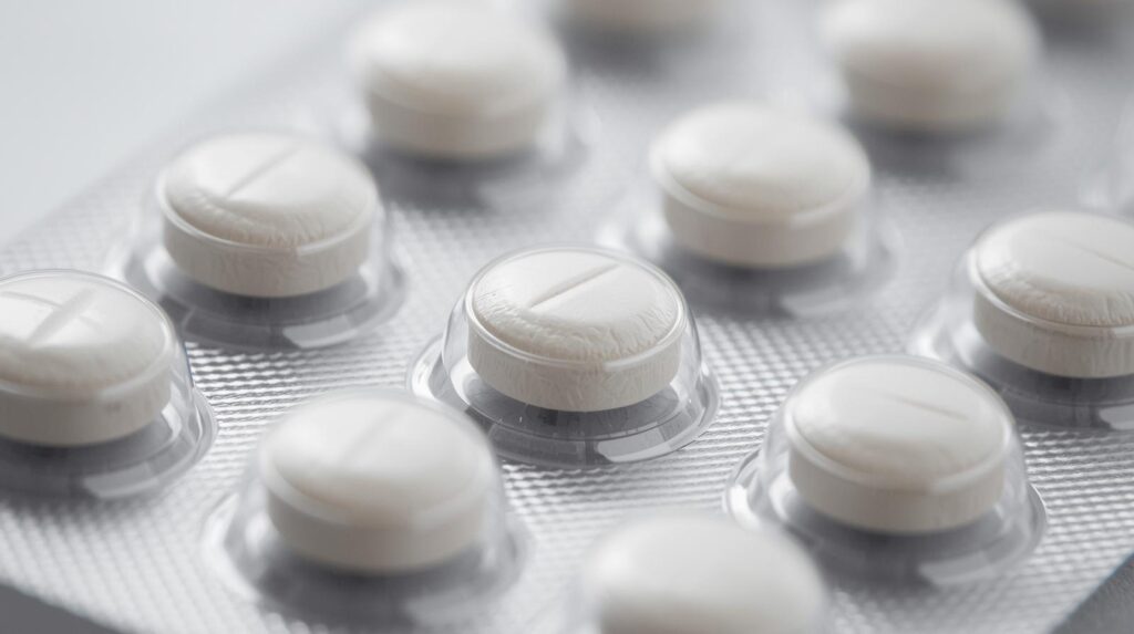 Havendo indicação médica, o SUS pode negar o Lazertinibe.